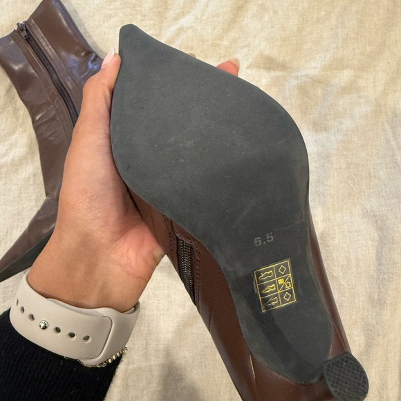 Jeffrey Campbell Brown Booties - Picture 2 of 4